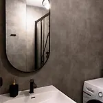 Clicktheflat Conrada * Varşova