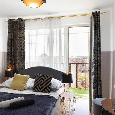 Clicktheflat Conrada بيت شباب