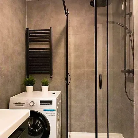 Clicktheflat Conrada Hostal *
