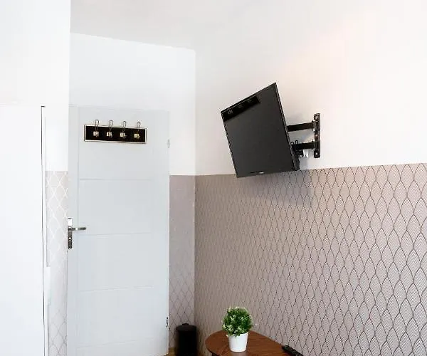 Hostel Clicktheflat Conrada